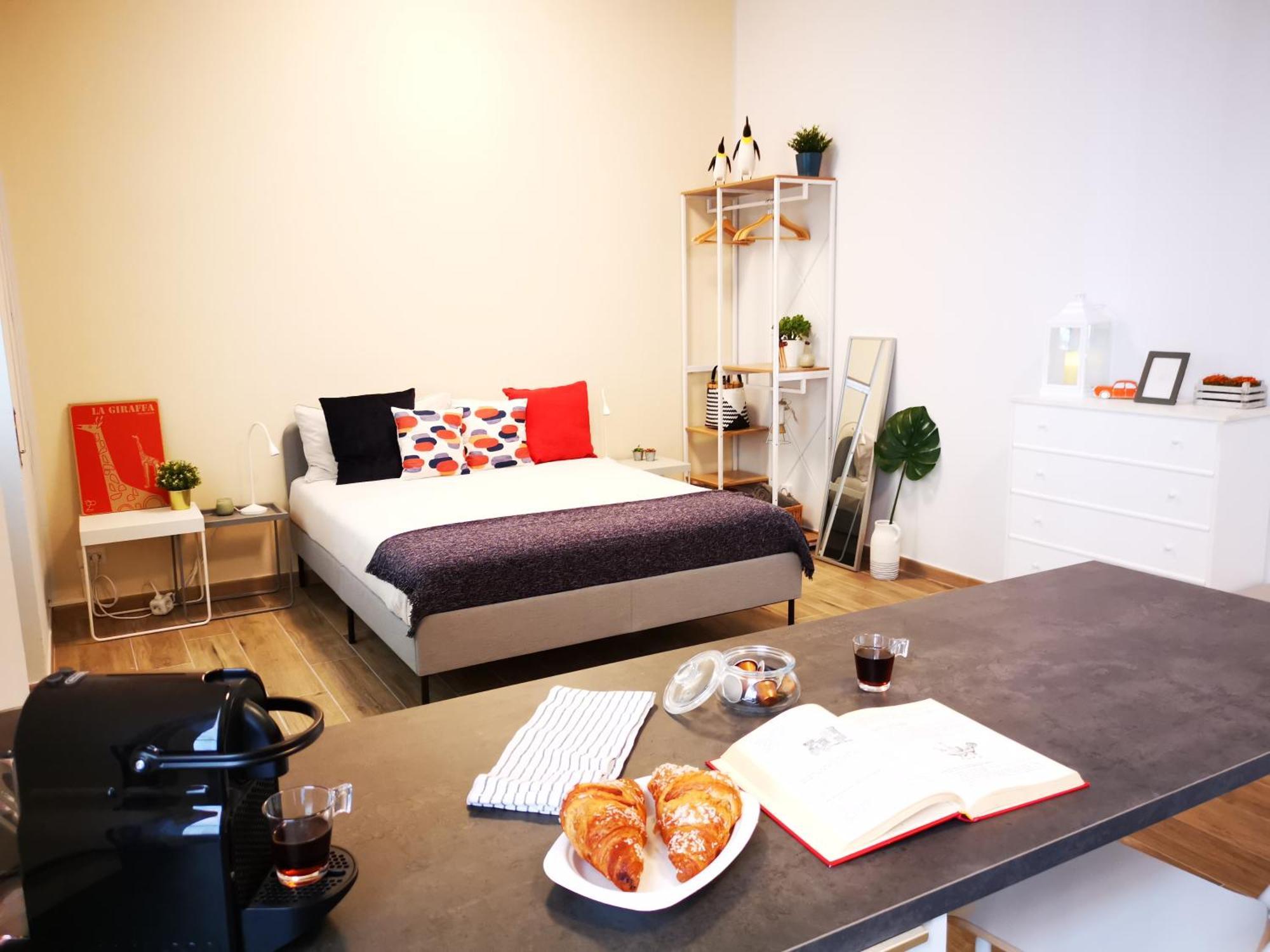 Spacious Apartment 50 Meters From The Metro 밀라노 객실 사진