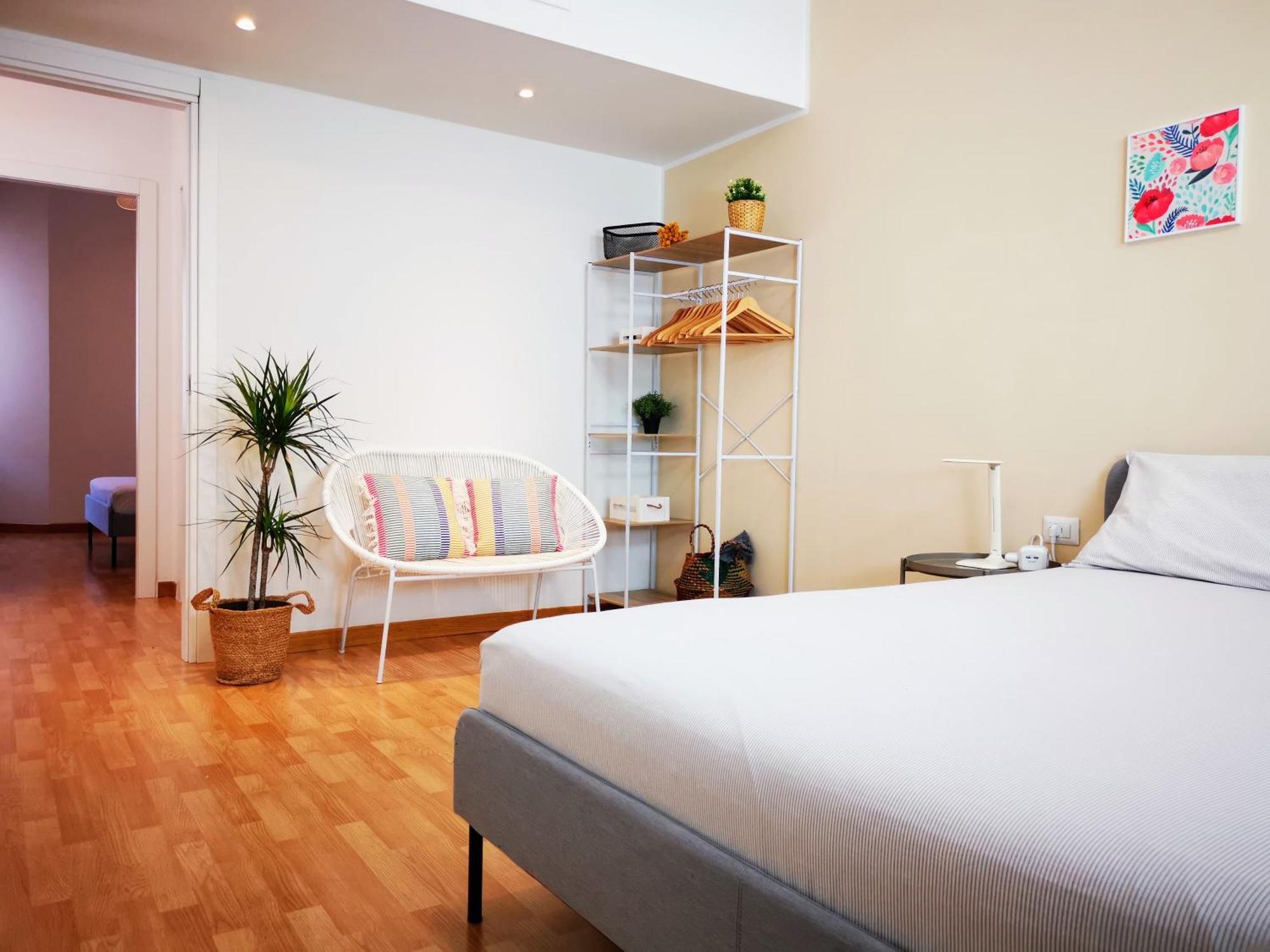 Spacious Apartment 50 Meters From The Metro 밀라노 외부 사진